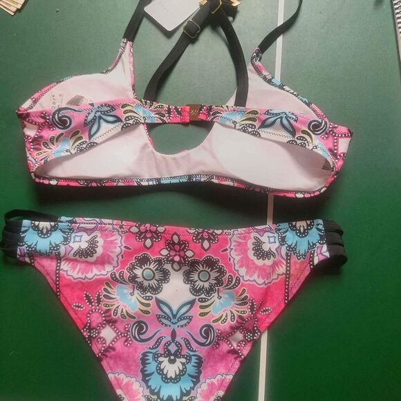 Ekouaer Juniors Flowery Halter Shirred Bikini Set - XL - Picture 4 of 7